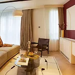 Апартаменты G Residences Gayrettepe Стамбул